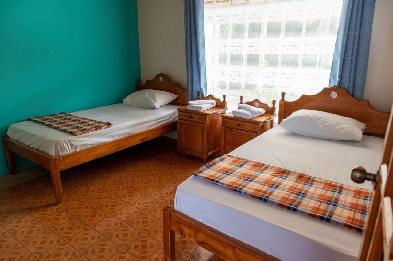 Hostel Bouganvilia Bed And Breakfast San Ramon  Exterior photo